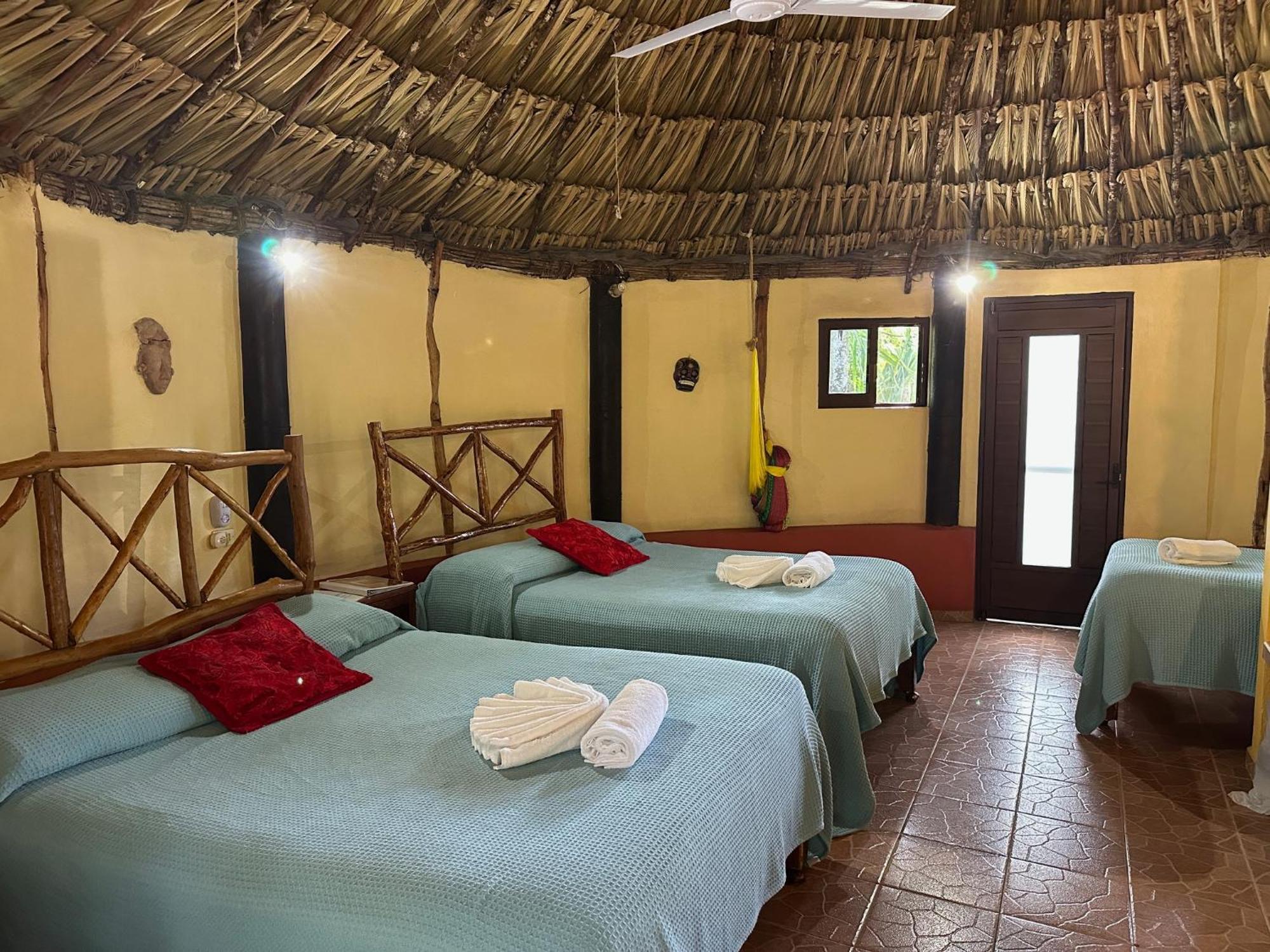 The Pickled Onion Eco-Boutique B&B Santa Elena Extérieur photo